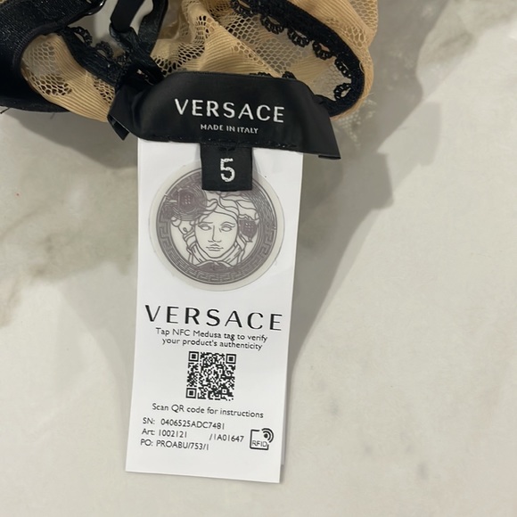 VERSACE UNDERWEAR Beige La Greca Bra - Picture 8 of 10